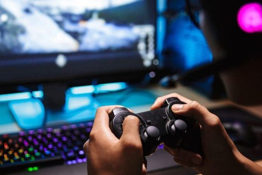 Исследование показало, что каждый десятый геймер влезает в долги из-за привычки тратить на лутбоксы