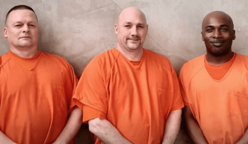 Заключенные в США спасли охранника тюрьмы от сердечного приступа