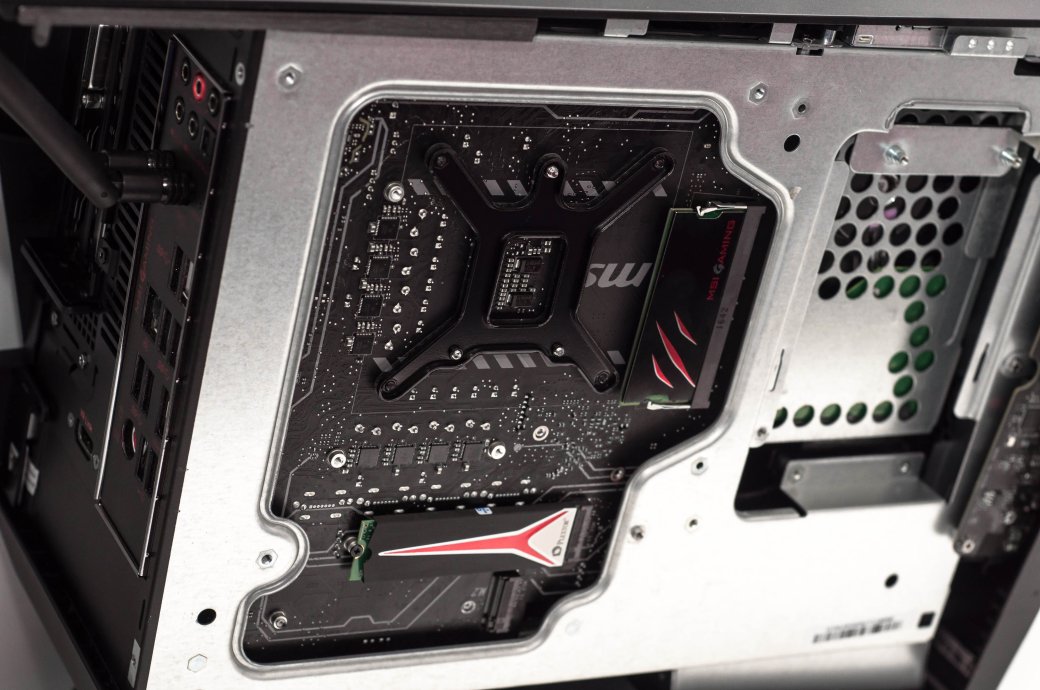 Обзор MSI Aegis X3 | Канобу - Изображение 5 Обзор MSI Aegis X3 | Канобу - Изображение 5