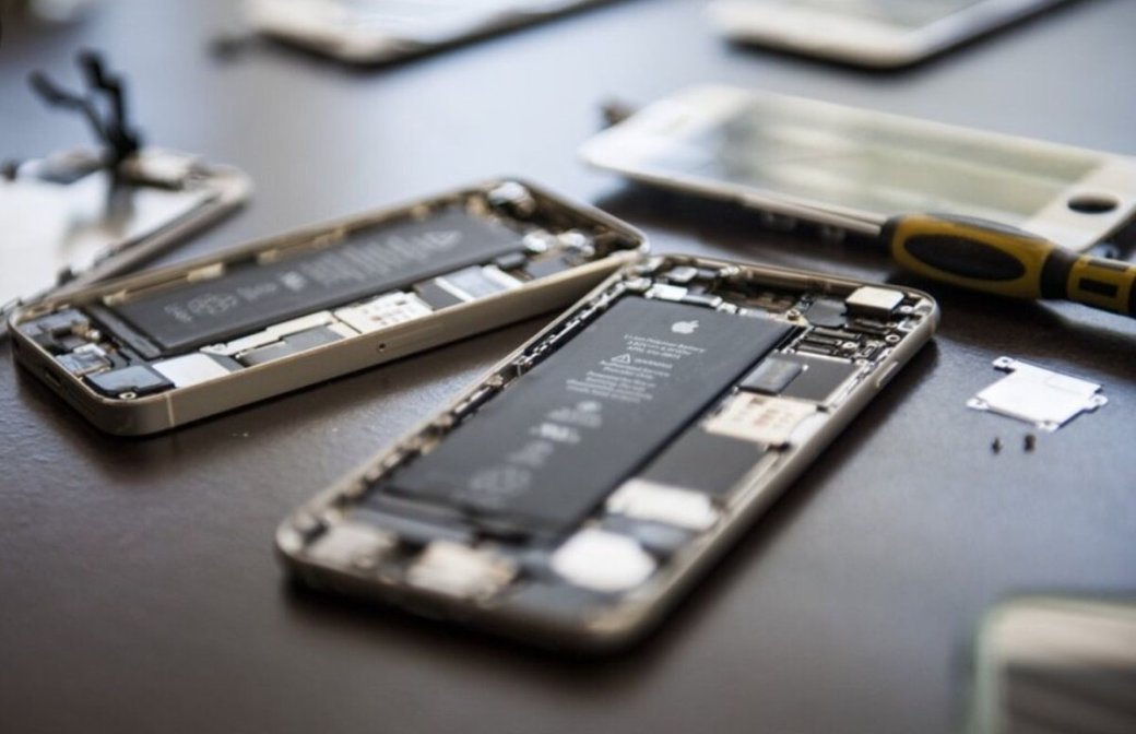 Теперь iPhone считает дефектными все батареи, установленные не в сервисном центре Apple
| SE7EN.ws - Изображение 1